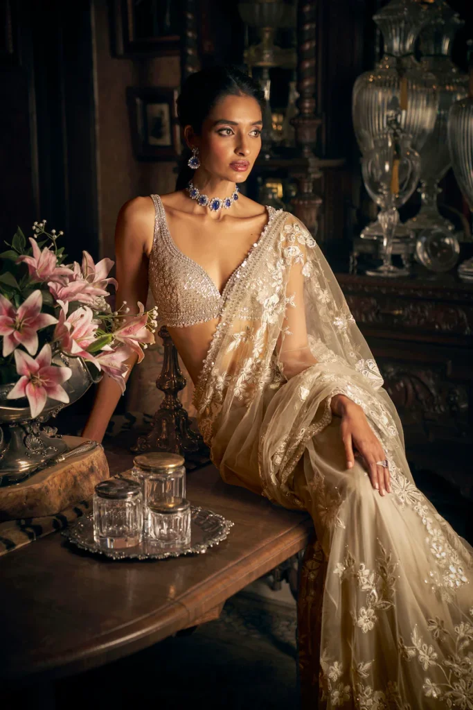 SeemaGujral30-11-2300851_800x cutdana saree