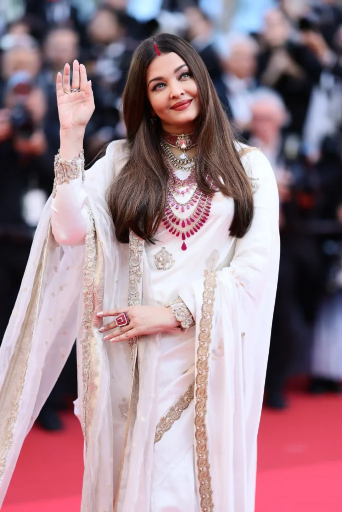 2216296386 cannes saree look