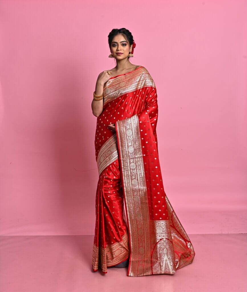 debojyoti-dutta-eh_f52tFs5k-unsplash silk saree