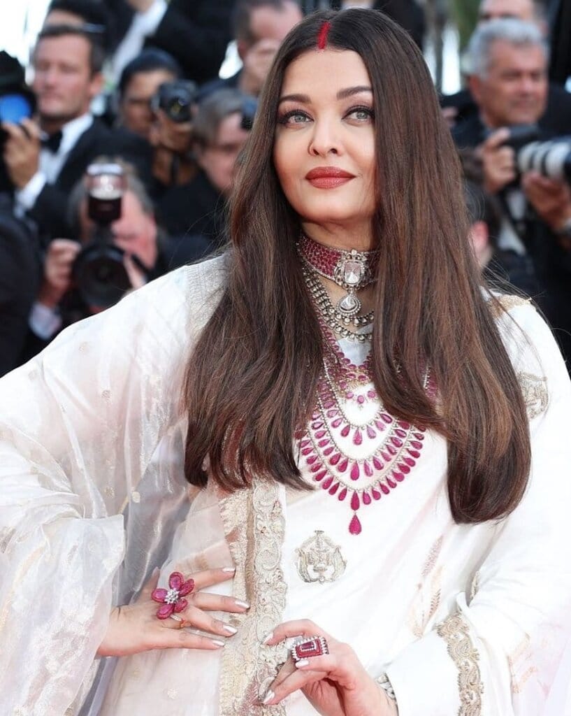 nlnl cannes saree look