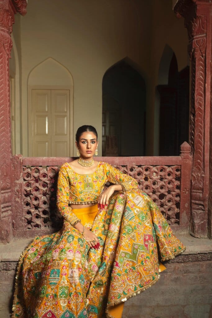 saree lehenga boutique