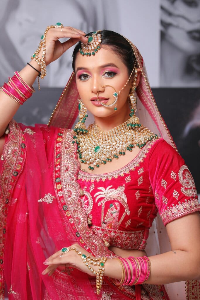 pexels-adeteroshniamaacademy-30688618 bangles