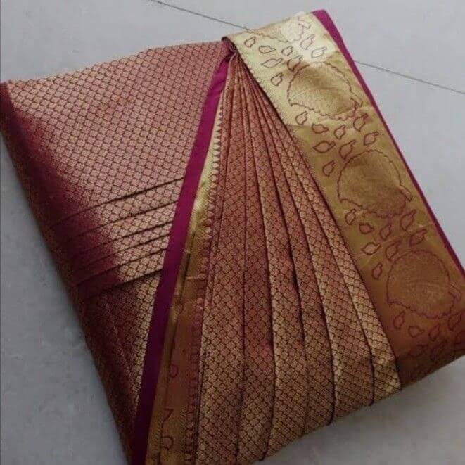 pack sarees